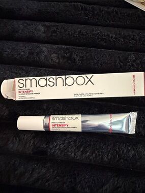 Smashbox Photo Finish Intensify 24 Hour Shadow Primer - Silver/White